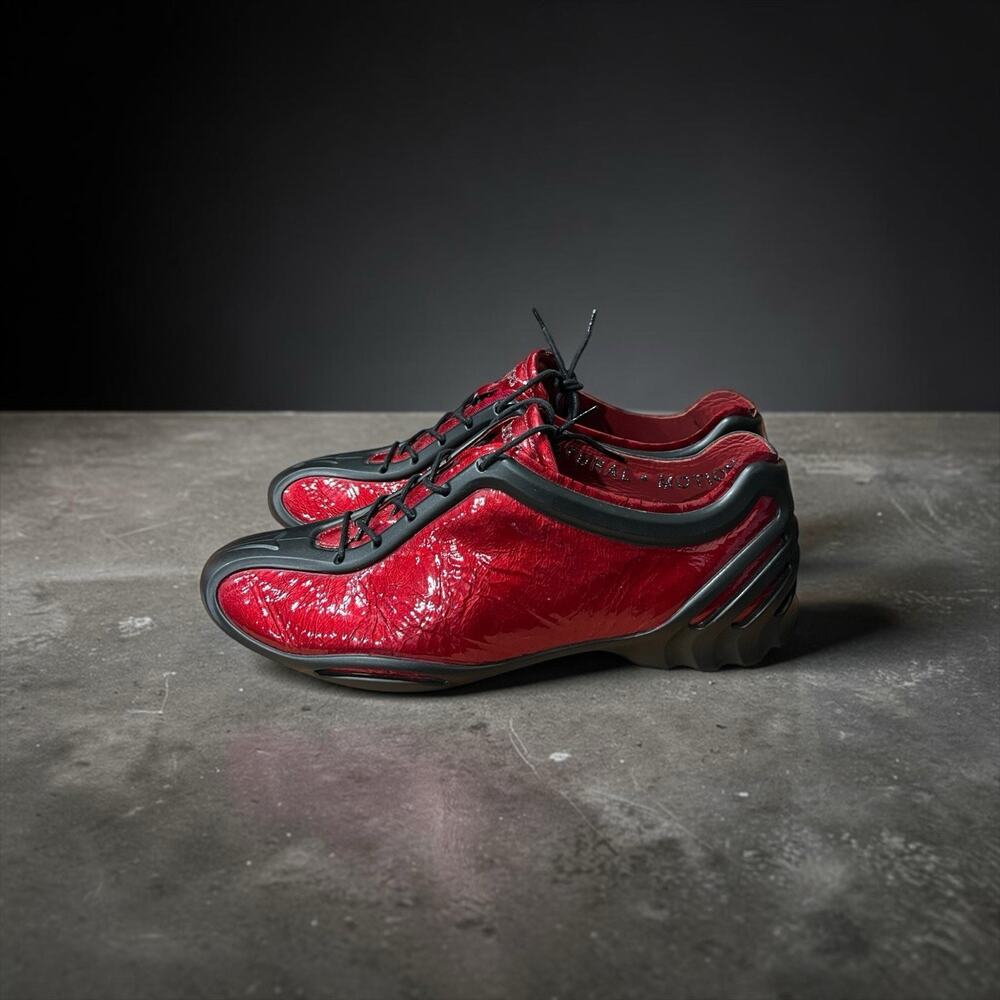 ECCO BIOM Red Black Patent Leather Luxury Sneaker Size EU 40 Excellent Condition